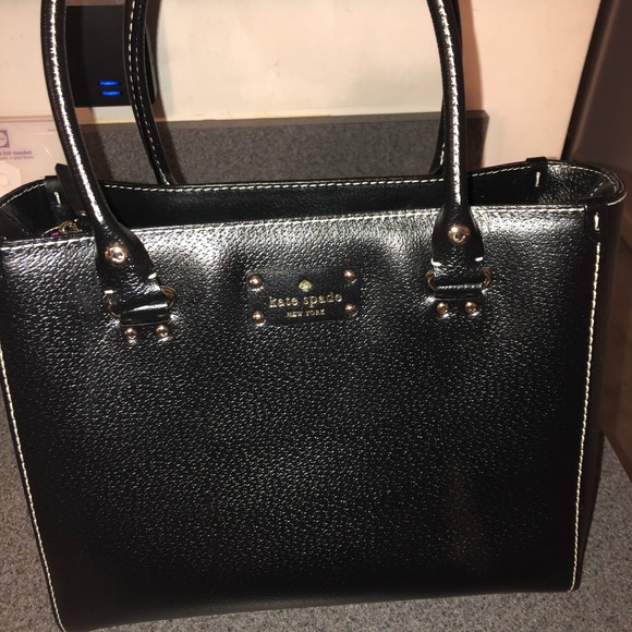kate spade Handbags - Kate Spade tote kate spade Handbags - Kate Spade tote
